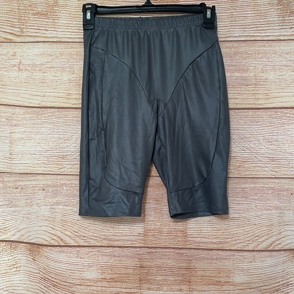 Fashion Nova Gray Faux Leather Bike Shorts Size Small Grey